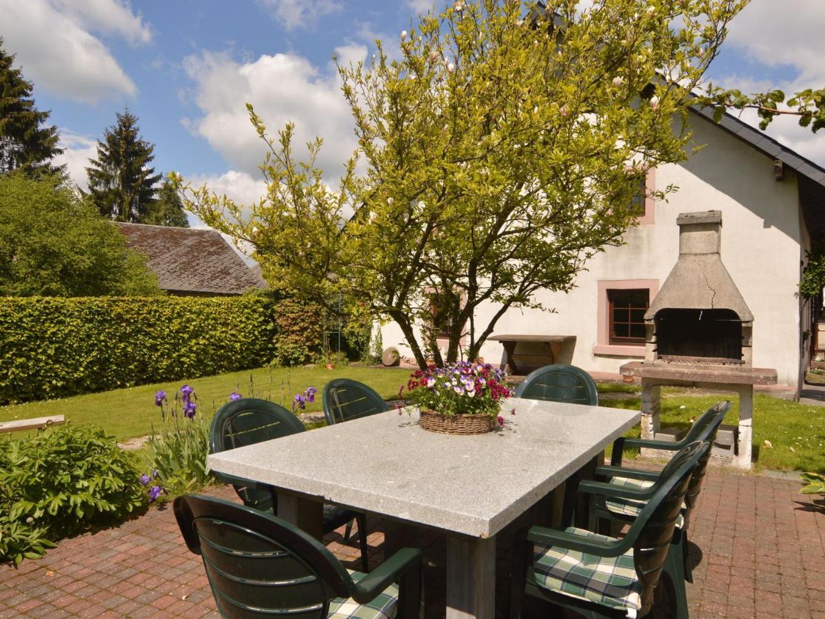 Lovely Holiday Home In B Tgenbach By The Lake Bütgenbach Exterior foto